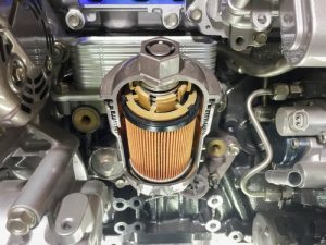 EngineOilFilterCrossSectionDisplayInsideMaterials - Meineke Ohio Solvix Auto Meineke Car Care | Fuel Filter | Dayton OH
